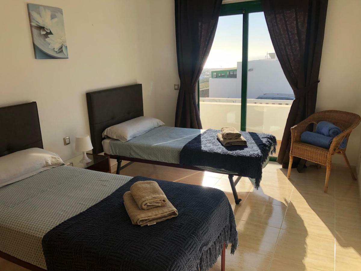 Casa Tranquila Con Vistas En La Colina De Tias Villa Luaran gambar